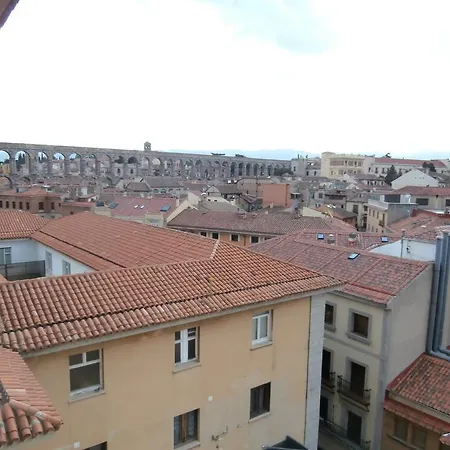 Balcon Del Acueducto 公寓